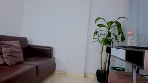 Snapshot of marianaluquez chatting on 06-29-26, 03:02 Mariana online show from 06-29-26, 03:02