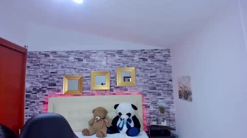 Mariana online show from 02-25-25, 10:50