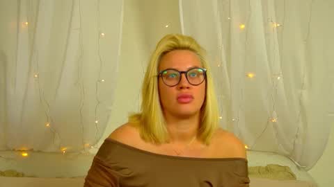 Maria online show from 02-08-26, 06:11