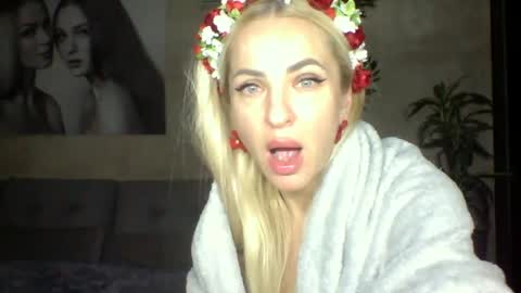 Snapshot of marianna1977 chatting on 02-02-25, 04:37 marianna1977 online show from 02-02-25, 04:37