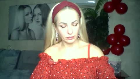 Snapshot of marianna1977 chatting on 02-16-25, 01:14 marianna1977 online show from 02-16-25, 01:14