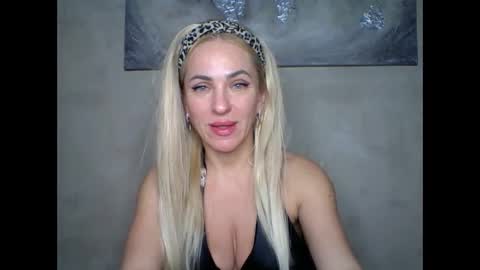 Snapshot of marianna1977 chatting on 03-12-25, 10:50 marianna1977 online show from 03-12-25, 10:50