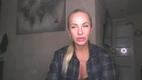 marianna1977 online show from 06-18-26, 07:18