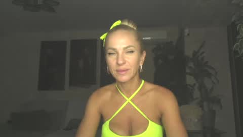 marianna1977 online show from 07-30-26, 07:02