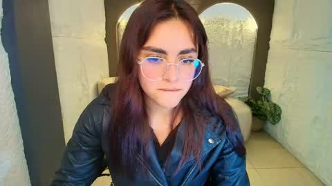 Snapshot of marianna_r_ chatting on 02-16-26, 08:49 marianna_r_ online show from 02-16-26, 08:49