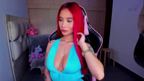 M A R I A N E online show from 11-21-25, 06:39