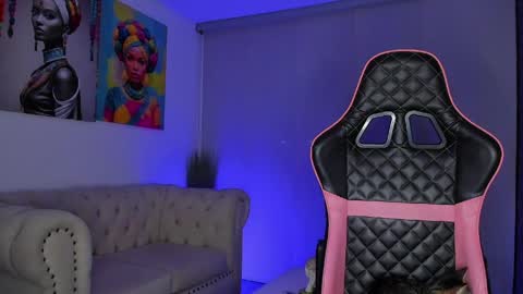 M A R I A N E online show from 05-14-26, 12:50