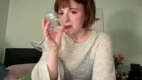 SoftlyMarianne online show from 05-18-26, 08:47