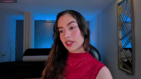 Snapshot of mariannelane1 chatting on 10-08-25, 08:17 Marianne online show from 10-08-25, 08:17