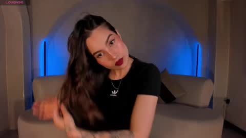 Snapshot of mariannelane1 chatting on 11-26-25, 01:50 Marianne online show from 11-26-25, 01:50