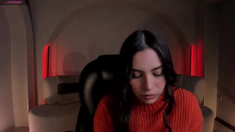 Snapshot of mariannelane1 chatting on 11-27-25, 11:40 Marianne online show from 11-27-25, 11:40