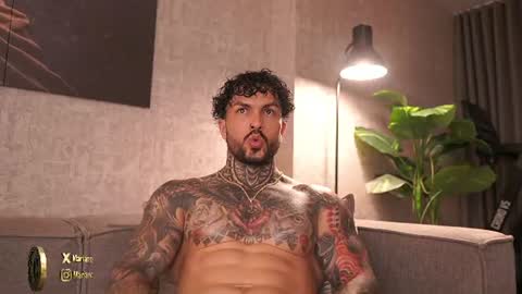 Snapshot of mariano_costa chatting on 06-19-26, 01:43 Mariano Costa online show from 06-19-26, 01:43