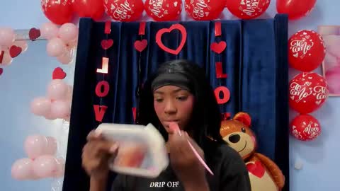 Snapshot of marianrosse chatting on 02-15-26, 05:31 marianrosse online show from 02-15-26, 05:31