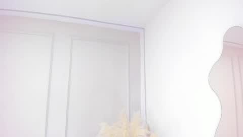 Maria Pettit online show from 11-22-25, 09:30