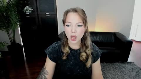 mariarobinsone online show from 10-14-25, 11:44