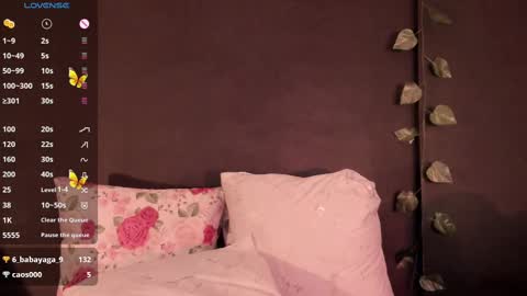 Snapshot of mariateresa11 chatting on 02-09-25, 02:18 Theressa online show from 02-09-25, 02:18