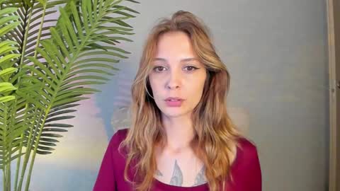 Snapshot of maribett chatting on 09-12-25, 02:17 Masha online show from 09-12-25, 02:17