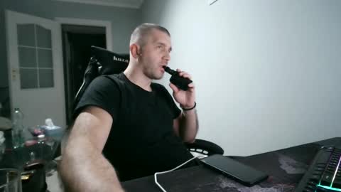 Snapshot of maribor5879 chatting on 01-24-25, 07:18 maribor5879 online show from 01-24-25, 07:18