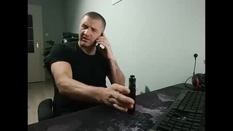 Snapshot of maribor5879 chatting on 02-15-25, 04:23 maribor5879 online show from 02-15-25, 04:23