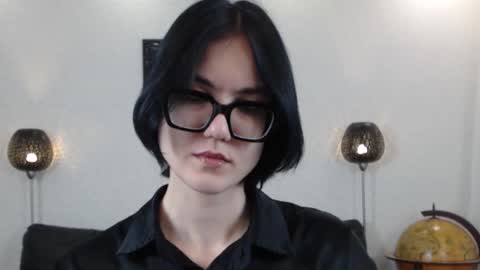 Marie Fitch online show from 11-14-25, 05:17