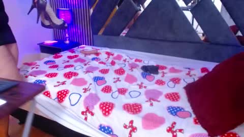 marie_hss online show from 02-15-25, 01:21