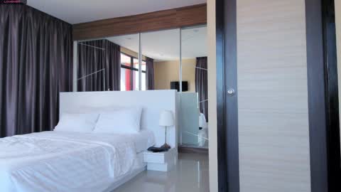 Marie online show from 01-13-25, 08:05