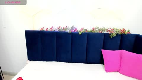 Snapshot of marie_reyes_ chatting on 01-14-25, 04:57 Mary 3 online show from 01-14-25, 04:57