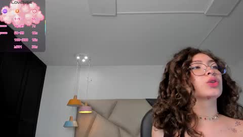 Mariee online show from 03-19-26, 12:03