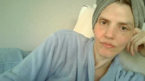 Snapshot of mariejojo chatting on 06-18-26, 02:32 Mariejojo online show from 06-18-26, 02:32