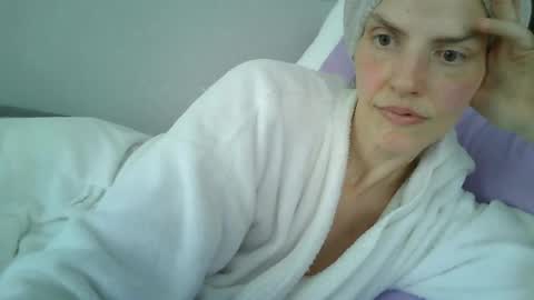 Snapshot of mariejojo chatting on 07-07-26, 03:49 Mariejojo online show from 07-07-26, 03:49