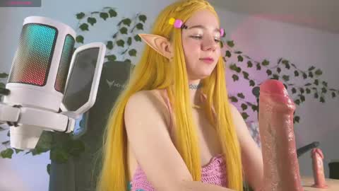 Mariel Gold online show from 06-03-26, 08:28