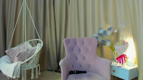 Mariel online show from 04-09-26, 02:00