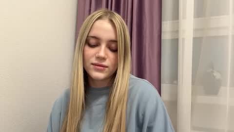 Sofia online show from 02-21-26, 03:35