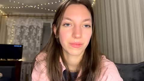 Marie online show from 11-26-25, 04:30