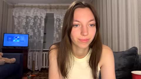 Marie online show from 11-27-25, 04:42