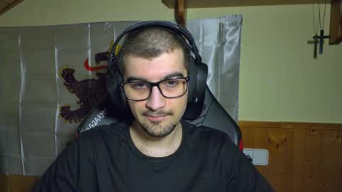 Snapshot of marielessfan chatting on 02-27-26, 06:30 Marie online show from 02-27-26, 06:30