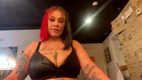 marielove31 online show from 01-10-25, 05:47