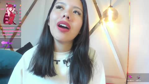 Snapshot of marielqueenx chatting on 01-04-25, 10:16 Viviana online show from 01-04-25, 10:16