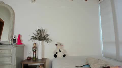 Marihana online show from 02-26-25, 10:42