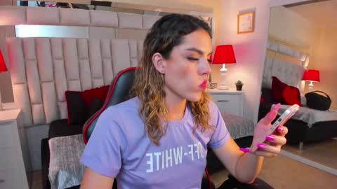 Snapshot of mariiahneedles chatting on 02-11-25, 09:14 mariiahneedles online show from 02-11-25, 09:14