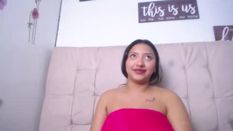 Snapshot of mariilulp303av chatting on 02-24-25, 09:52 Marilu online show from 02-24-25, 09:52