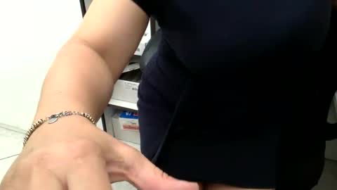 Snapshot of marikapikkola chatting on 06-05-26, 12:44 Mary... online show from 06-05-26, 12:44