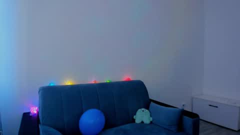 Snapshot of marilinal chatting on 02-18-25, 08:16 Marilina online show from 02-18-25, 08:16