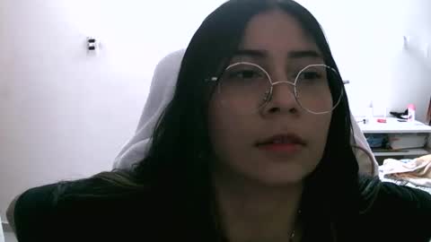 Snapshot of marilove40925 chatting on 11-09-25, 04:00 marilove40925 online show from 11-09-25, 04:00