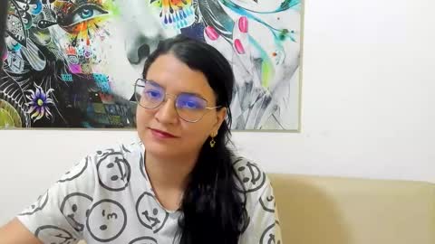Snapshot of marilyn_garcia chatting on 03-20-26, 01:27 MARILYN SEXY online show from 03-20-26, 01:27