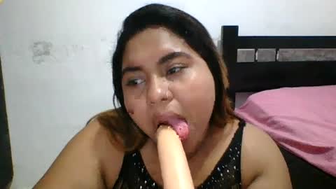 marilyn_porto online show from 06-30-26, 04:41