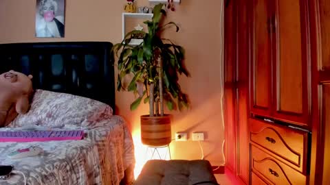 Snapshot of marilyn_rouse2 chatting on 12-05-24, 03:39 marilyn rouse online show from 12-05-24, 03:39