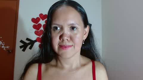 Snapshot of marilynbeautifullyhairy chatting on 03-08-25, 11:39 marilyn online show from 03-08-25, 11:39