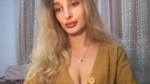 MarilynDevilish online show from 12-26-24, 09:58