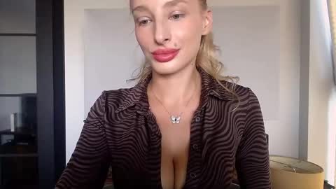MarilynDevilish online show from 09-11-25, 08:03